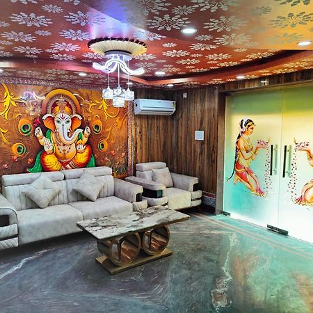 Ananda Ashram Guest House Колката Екстериор снимка
